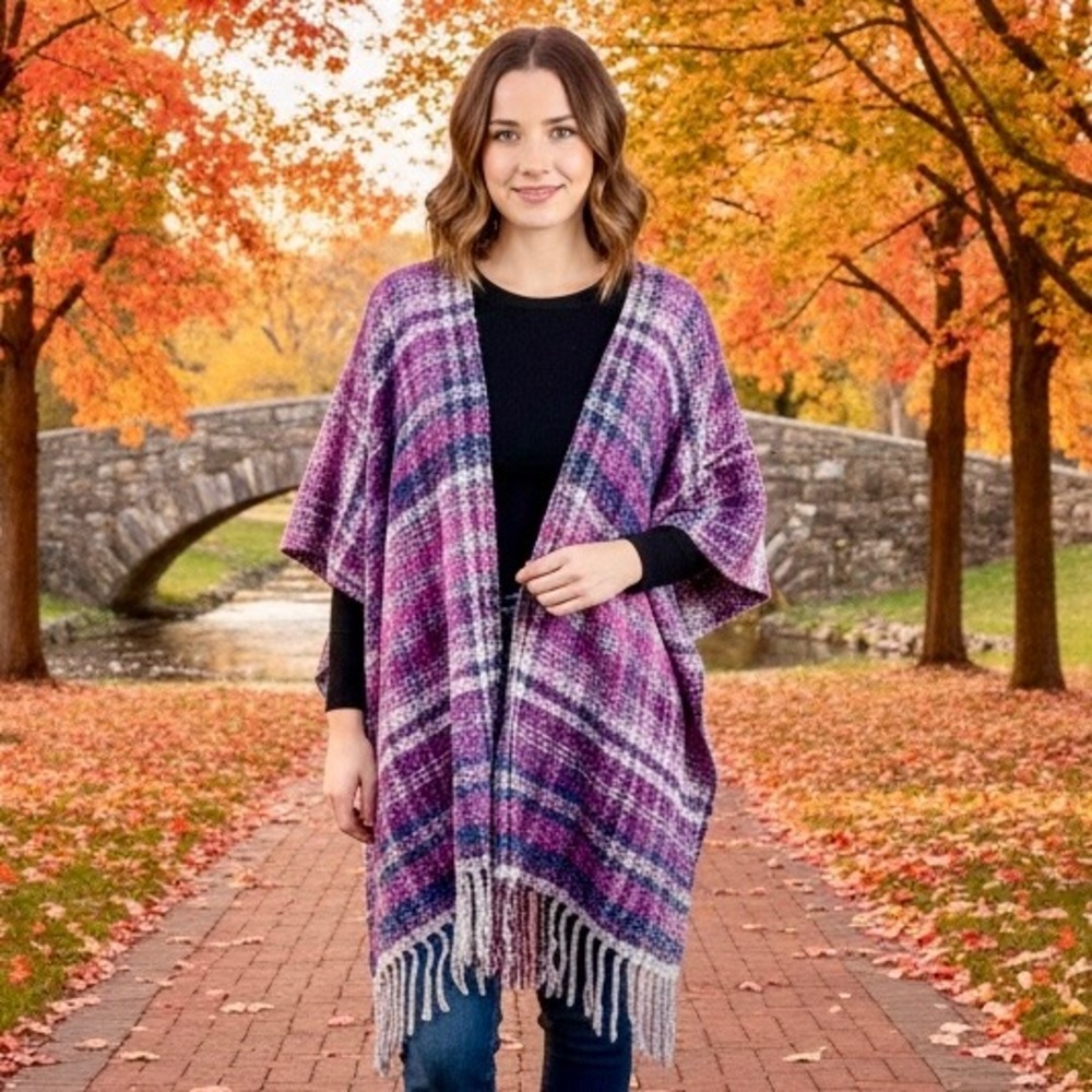 Woolrich Plaid Kimono Cardigan Poncho Wrap One Size Purple Plaid Fringe Cozy NWT